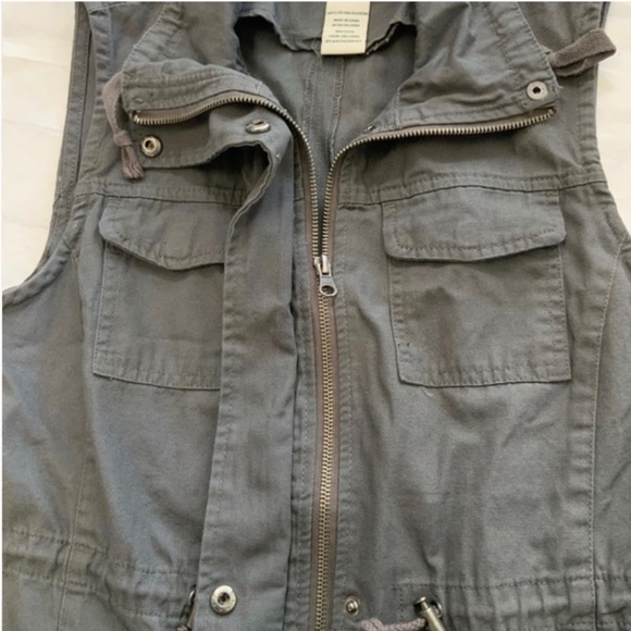 SEBBY cargo utility safari vest jacket - Picture 5 of 9